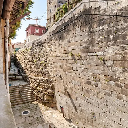 Pensión Belomonte Oporto